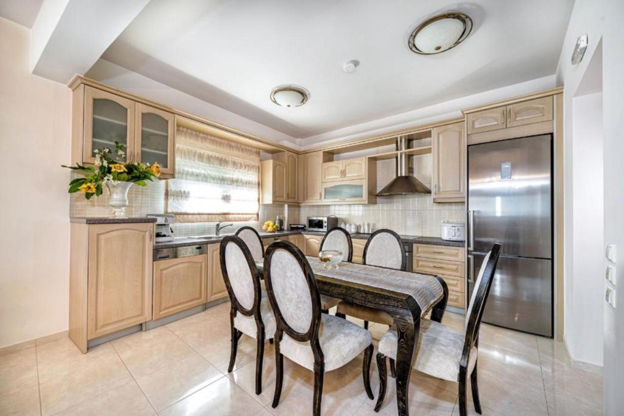 Ioannas Luxury Apartment In Istron Kalo Chorio  Экстерьер фото